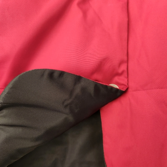 Reversible Talbots Puffer Jacket Red / Black - Picture 8 of 12